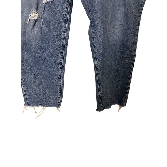 Good American Factory Distressed Medium Light Wash Jeans Size 20 - Picture 2 of 6
